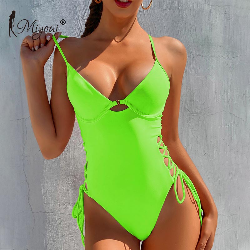 Maillot De Bain Une Pièce Blanc - Taille M Pour Juniors - Lacets Taille - Occasion Bon état